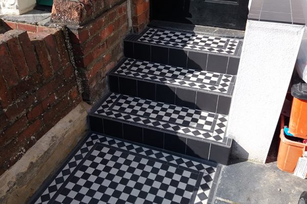 Black & White classic checkerboard